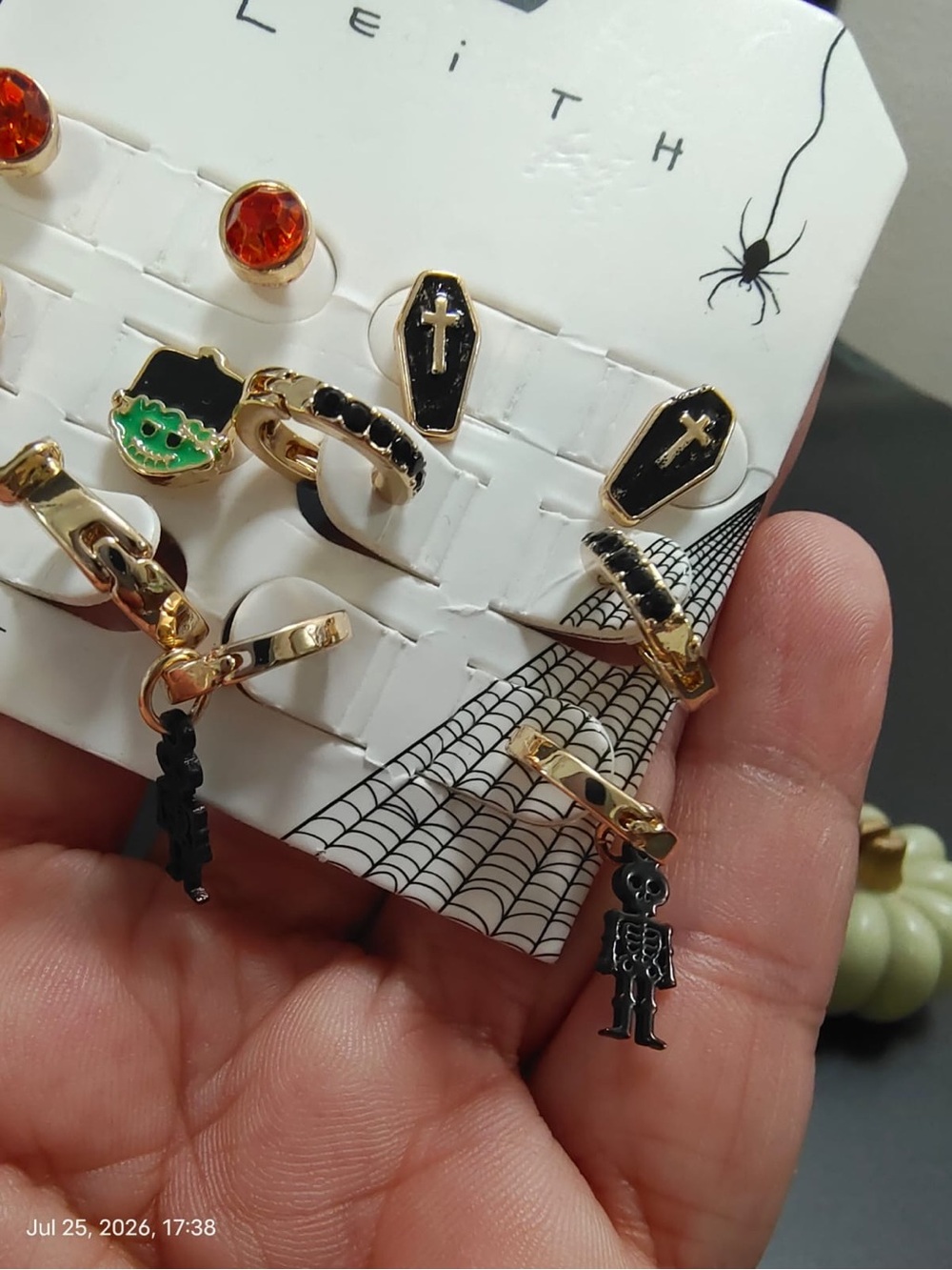 NWT Leith Set of 6 Halloween Stud & Huggie Hoop Earrings - Picture 5 of 5
